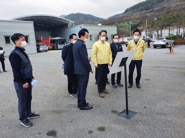 한국도로공사는 27일 겨울철 고속도로 안전대책을 점검하고 현장 관계자를 격려했다고 밝혔다. 사진=한국도로공사 제공