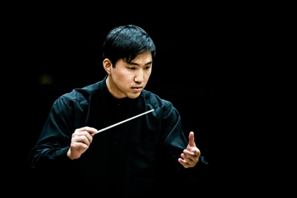 삼육대 음악학과를 졸업한 도문(Moon Doh, 09학번, 사진) 동문이 세계적인 오케스트라로 손꼽히는 미국 피츠버그 심포니 오케스트라의 부지휘자(Assistant Conductor)로 선임됐다. 사진=삼육대.