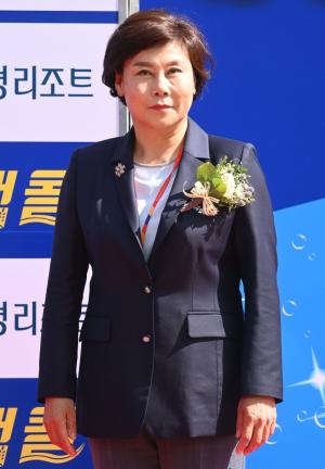 (맥콜·용평리조트 오픈) KLPGA 김순미 수석부회장 '우승자 시상식 참석'[포토]