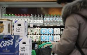 식품업계, 정부 압박에 잇따라 '가격인상' 철회